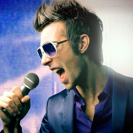 莉莉安-梓微_雨夜练歌房__企鹅fm